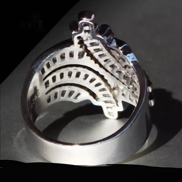 New Luxury Sterling Silver 4.4CT White Zircon RIng - Picture 4 of 5